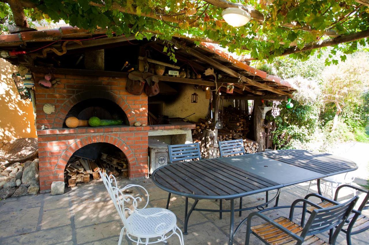 Gasthaus Casa Zafferano Albenga Exterior foto