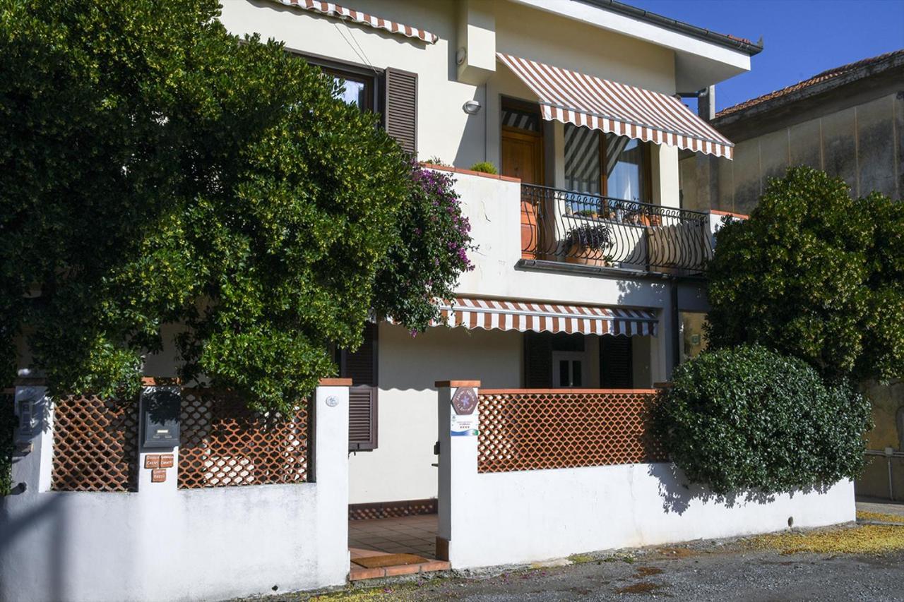 Gasthaus Casa Zafferano Albenga Exterior foto